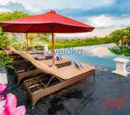 Swimming Pool 6 Airis Luxury Villas & Spa