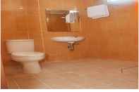 Toilet Kamar Plaza Hotel Harco Mangga Dua