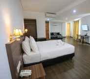 Bedroom 7 Azza Hotel Palembang by Horison