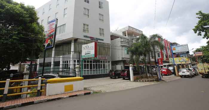 Bangunan Azza Hotel Palembang by Horison