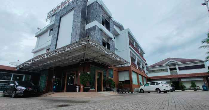 Bên ngoài Jelita Tanjung Hotel