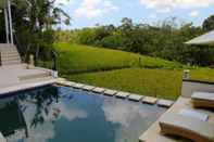 Swimming Pool Villa Hati Indah