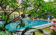 Kolam Renang 7 The Aromas of Bali Hotel & Residence