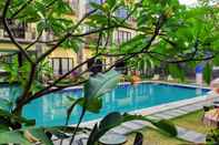 Swimming Pool The Aromas of Bali Hotel & Residence