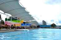 Swimming Pool Lion Hotel & Plaza Manado