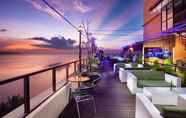 Quầy bar, cafe và phòng lounge 4 Lion Hotel & Plaza Manado