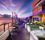 Bar, Cafe and Lounge 4 Lion Hotel & Plaza Manado