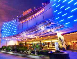 Bangunan 2 Lion Hotel & Plaza Manado