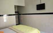 Kamar Tidur 2 Cinthya Guesthouse