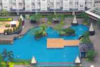 สระว่ายน้ำ Apartemen Royal Mediterania Lavender Tanjung Duren