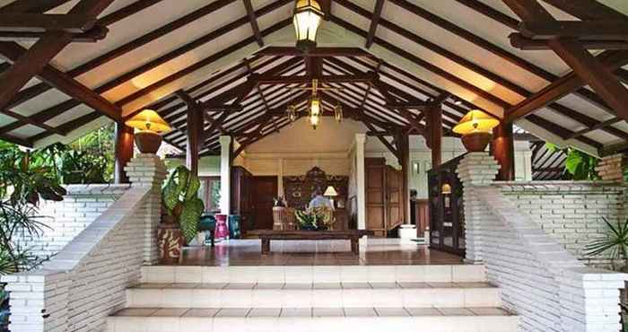 Lobby Alam Sari Resort and Spa