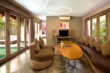 Exterior Blue Karma Dijiwa Seminyak