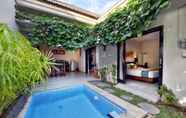 Kolam Renang 5 Bali Corail Villa