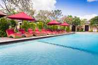 Swimming Pool Aldeoz Grand Kancana Villa