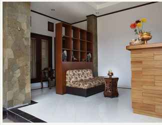 Lobby 2 Puri Jayaraja Guest House Bali