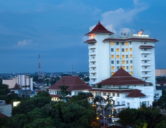 Exterior 2 Hotel Sahid Jaya Solo