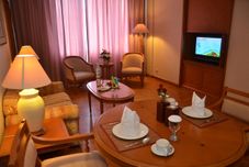 Bar, Cafe and Lounge Hotel Sahid Jaya Solo