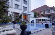 Swimming Pool 4 Hotel Sahid Jaya Solo