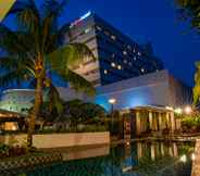 สระว่ายน้ำ 2 d'primahotel Tangerang