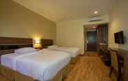 Bedroom 4 Star Hotel Pontianak