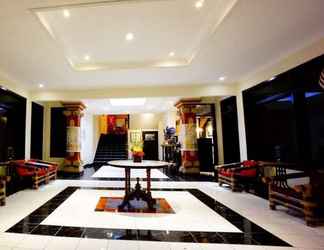 Lobby 2 Puri Bening Hayato Hotel