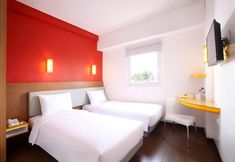 Bedroom 4 Amaris Hotel Cilegon