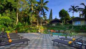 Swimming Pool 3 Cempaka Belimbing Villas