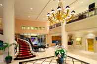 Lobby Ambhara Hotel