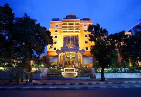 Exterior Ambhara Hotel