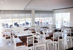 Restaurant 4 Everbright Hotel Ambon