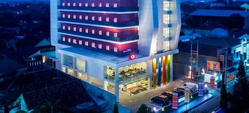 Exterior 2 Amaris Hotel Madiun
