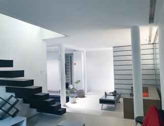 Lobby 2 FLAT06. cipete