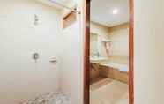 In-room Bathroom 5 Kuta Puri Bungalows, Villas and Resort