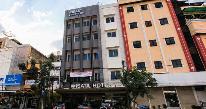 ภายนอกอาคาร Wisata Hotel Palembang