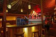 Bar, Kafe dan Lounge Inna Sindhu Beach Hotel & Resort