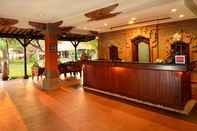 Lobi Inna Sindhu Beach Hotel & Resort