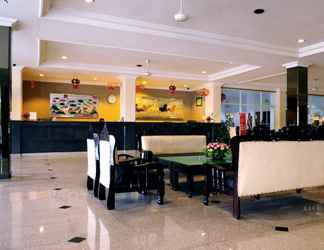 Lobby 2 Hotel Sinar 1