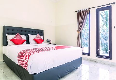 臥室 OYO 1193 Asri House