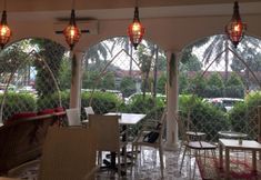 酒吧、咖啡厅和休息室 5 Hotel Pangrango 3