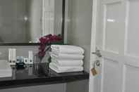 In-room Bathroom Safa Homestay