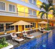 Kolam Renang 3 Sylvia Hotel Premier