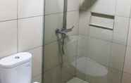 Toilet Kamar 5 Grand Hotel Lembang