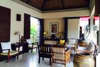 Lobby D'Alang Alang Villas