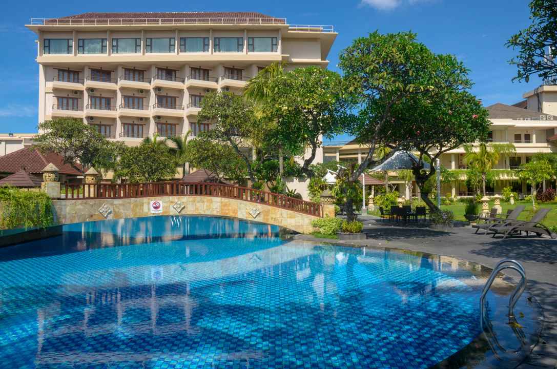 Harga kamar Hotel Lombok Raya, Cakranegara untuk tanggal 27082022