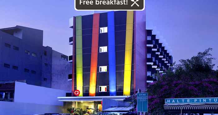 Lobi Amaris Hotel Juanda