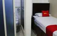 Kamar Tidur 6 Win Hotel Blok M