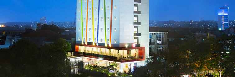 Lobi Amaris Hotel Simpang Lima Semarang