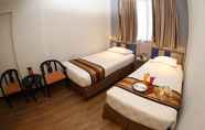 Bedroom 3 Grand Palace Hotel Makassar