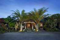 Lobi Taman Harum Cottages