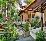 Bangunan 5 Taman Harum Cottages